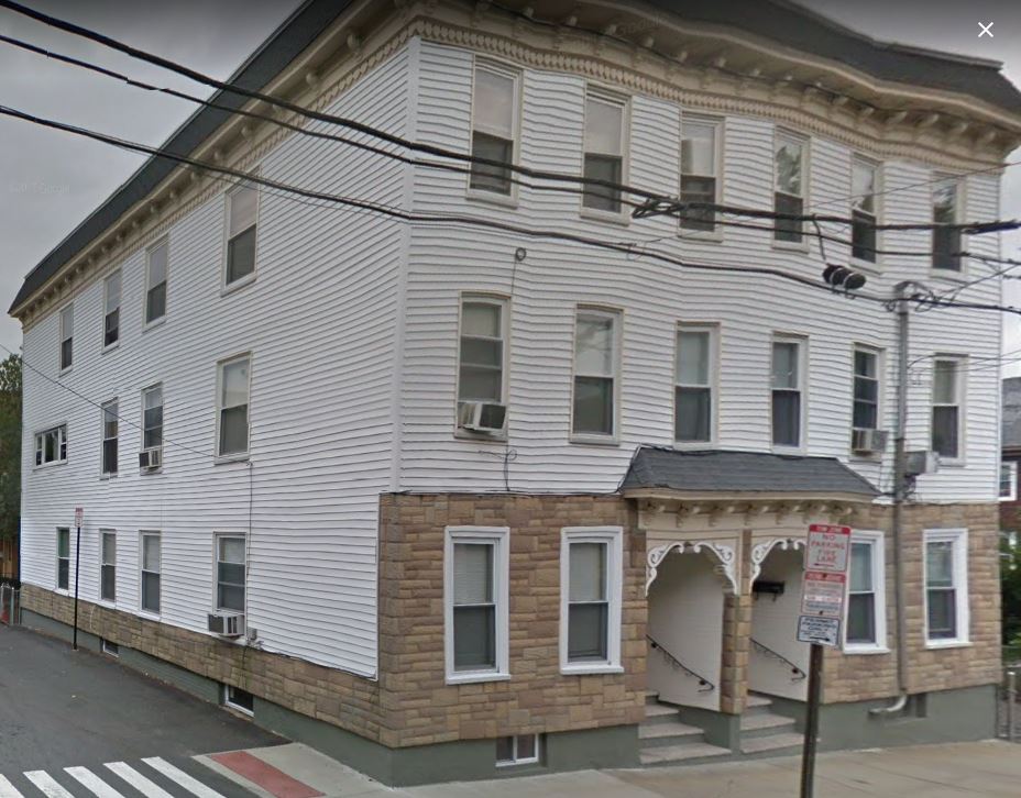 055ec0cb-2b80-4403-93a4-8cfba03c8645-image_upload_2-lindsay-house-1